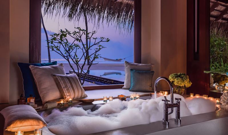 banheira hotel one and only maldivas turismo luxo hotel banheiro com vista