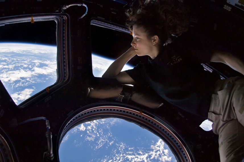 Mulheres no Espaço - conheça as mulheres que ultrapassaram os limites da estratosfera - astronautas - girl power - dia internacional da mulher